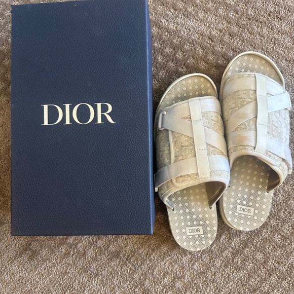 Dior slides - Picture 3 of 3